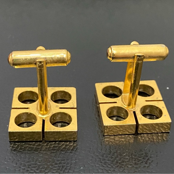 Vintage Unsigned Modernist Gold-tone Square with Holes Cufflinks - Picture 7 of 13